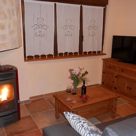 El Dolmen Hétvégi ház