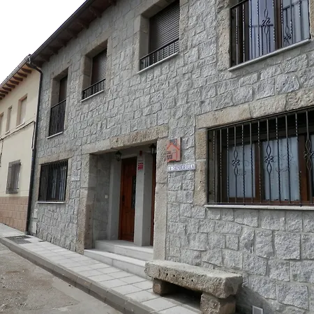 El Dolmen Hétvégi ház